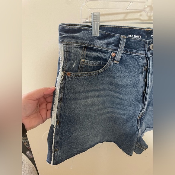 ✨NWT Old Navy Shorts Size 12 - Picture 2 of 7